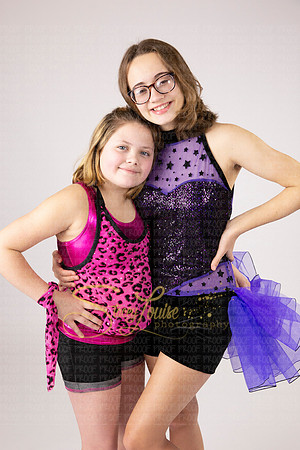 MondayJustDancegroups-2