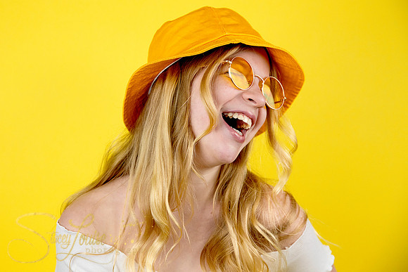 Molly-Yellow-86