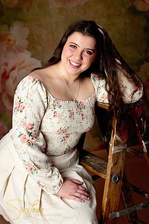 Natalie-Studio-22
